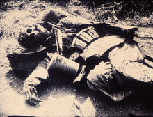Load image into Gallery viewer, With our Troops on the Yser. Film propaganda and the First World War