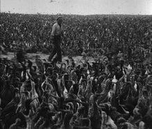 Load image into Gallery viewer, Au Pays du Scalp (Robert de Wavrin, 1931)