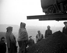 Load image into Gallery viewer, Misère au Borinage (Henri Storck & Joris Ivens, 1933)