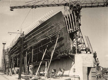 Load image into Gallery viewer, Docks & Dockers. The Belgian Seaports 1900-1970