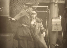 Load image into Gallery viewer, Docks & Dockers. The Belgian Seaports 1900-1970