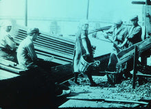 Charger l&#39;image dans la galerie, Docks &amp; Dockers. Les ports maritimes belges 1900-1970
