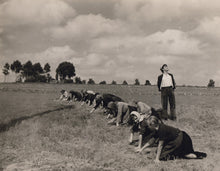 Afbeelding in Gallery-weergave laden, De Vlasschaard 1943 (Wenn die Sonne wieder schient - Boleslaw Barlog, 1943)
